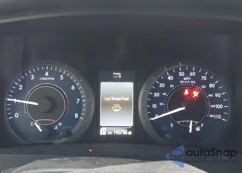 2016 Toyota Sienna Xle 8 Passenger z USA, uszkodzony, nr VIN 5TDYK3DCXGS739631